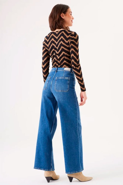 - T-shirts Jeans Shop - Women\'s Garcia online long-sleeved